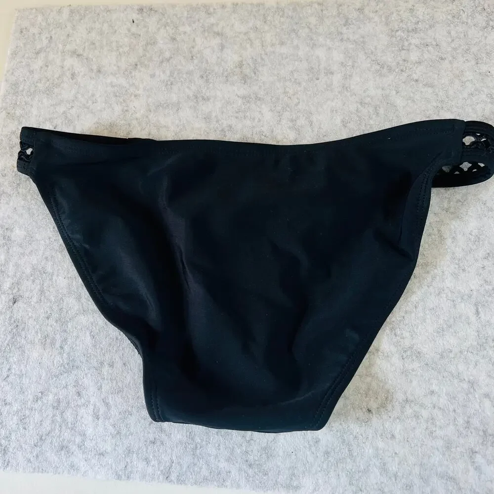 XHILARATION NWOT Bikini Swim Bottoms Cutout Sides S Beach Pool Vacation